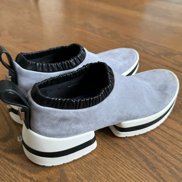 Stuart Weitzman 612 Dove Tail Blue Gray Suede leather sneakers Women’s size 8.5 - Picture 7 of 16